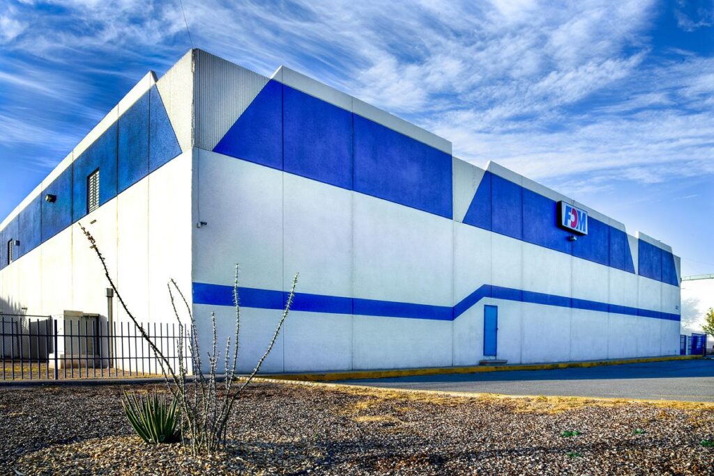 Front view of the Neptuno 1815-A subproject located in the Satelite Complex.