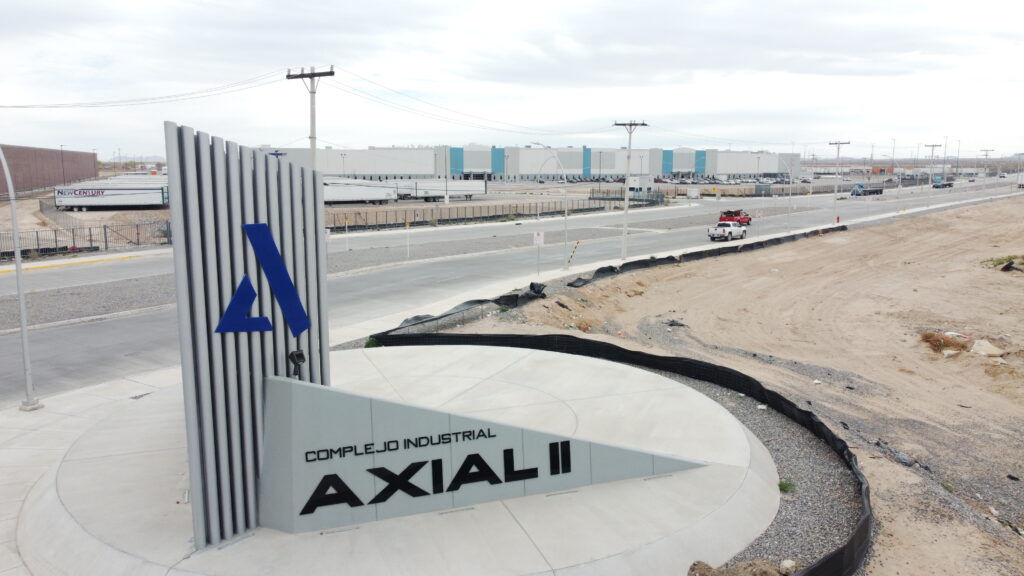 Vista de la entrada de el parque industrial axial 2.